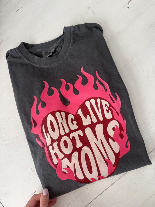 Long Live Hot Moms