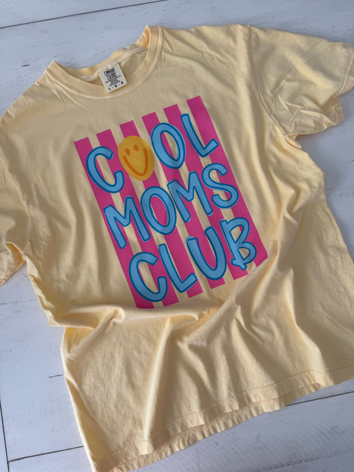 Cool Moms Club Tee