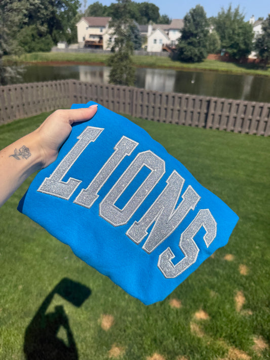 Glitter Lions Embroidered Crewneck Sweatshirt BLUE only